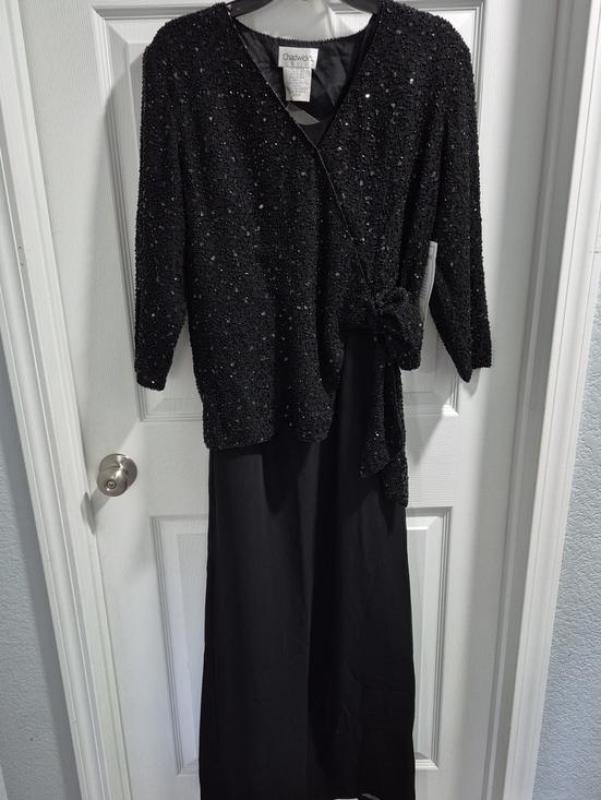 Chadwicks Dresses & Skirts - Chadwicks Black Two-Piece Evening Set